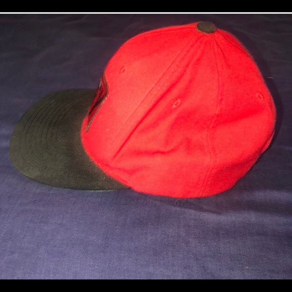 Hat - Picture 4 of 4